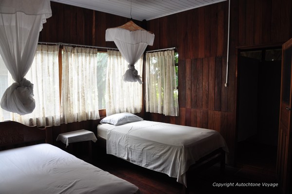 H&eacute;bergement en lodge sur la Rivi&egrave;re Yacuma - Rurrenabaque