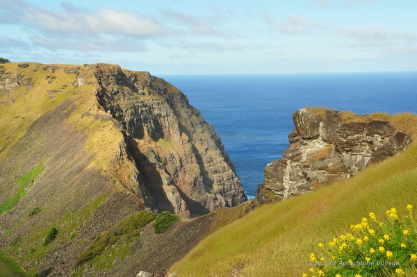 Le crat&egrave;re du Volcan Rano Kau - Ile de P&acirc;ques